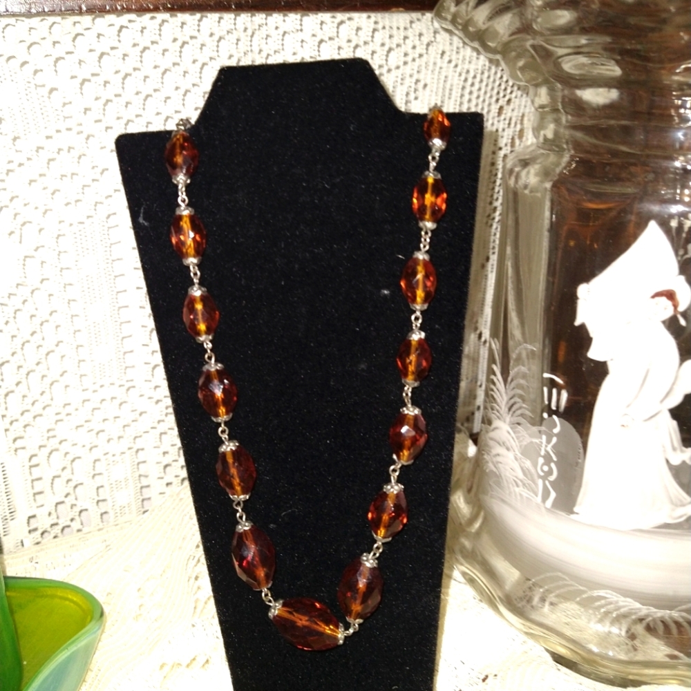 Vintage Amber/ 120-12K / Long necklaces
